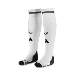 Calcetines Real Madrid Primera Equipación 2024/2025 Calcetines Real Madrid Primera Equipación 2024/2025