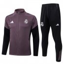 Chandal Real Madrid 2026/2027 Purpura Chandal Real Madrid 2026/2027 Purpura