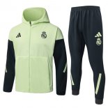 Chandal Con Capucha Real Madrid 2026/2027 Verde Chandal Con Capucha Real Madrid 2026/2027 Verde