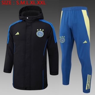 Abrigo Ajax Conjunto Completo 2024/2025 Negro Abrigo Ajax Conjunto Completo 2024/2025 Negro